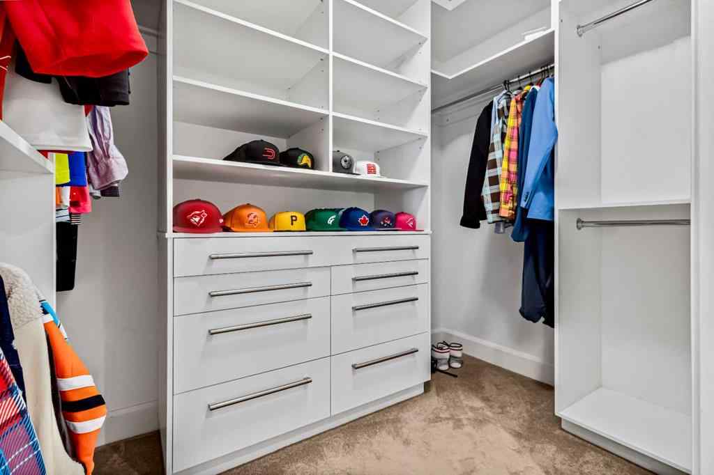 MLS® A2269882 - 405 29 Avenue NE in Winston Heights/Mountview Calgary, Residential