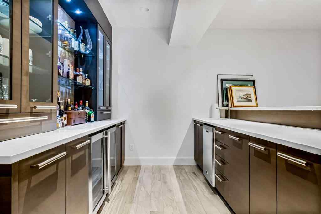 MLS® A2269882 - 405 29 Avenue NE in Winston Heights/Mountview Calgary, Residential