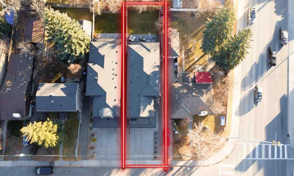 MLS® A2269882 - 405 29 Avenue NE in Winston Heights/Mountview Calgary, Residential