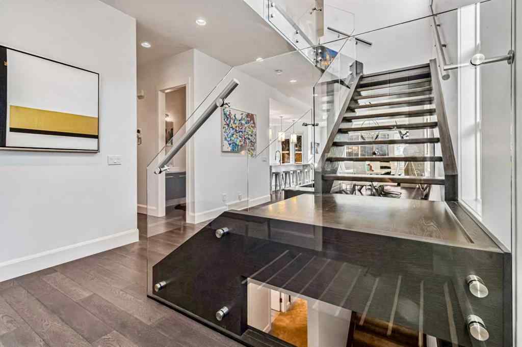 MLS® A2269882 - 405 29 Avenue NE in Winston Heights/Mountview Calgary, Residential