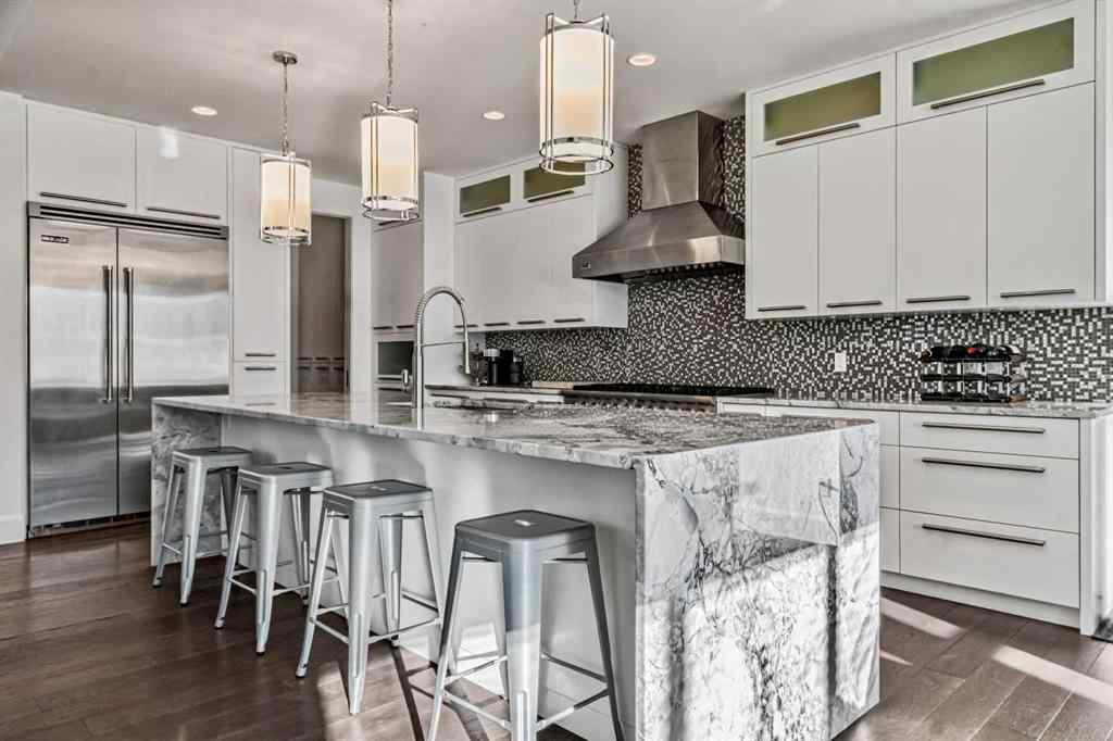 MLS® A2269882 - 405 29 Avenue NE in Winston Heights/Mountview Calgary, Residential