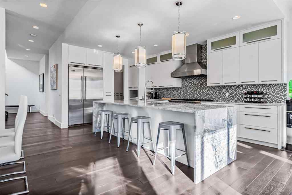 MLS® A2269882 - 405 29 Avenue NE in Winston Heights/Mountview Calgary, Residential