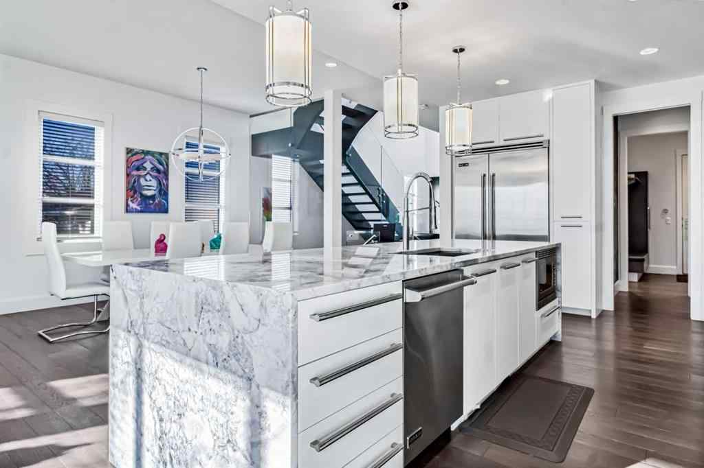 MLS® A2269882 - 405 29 Avenue NE in Winston Heights/Mountview Calgary, Residential