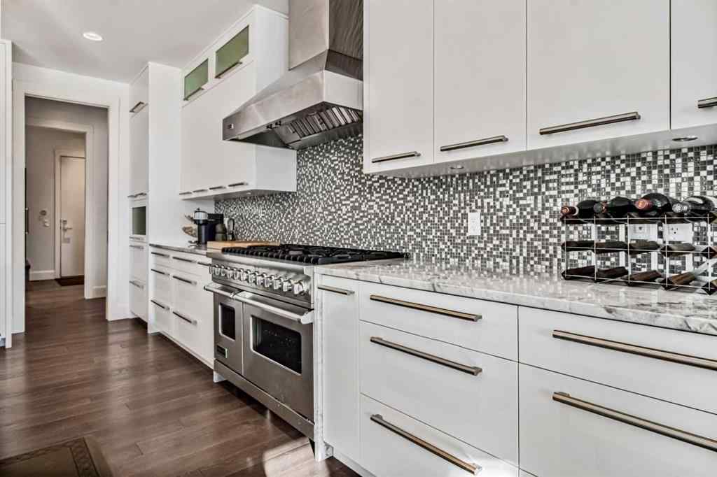 MLS® A2269882 - 405 29 Avenue NE in Winston Heights/Mountview Calgary, Residential