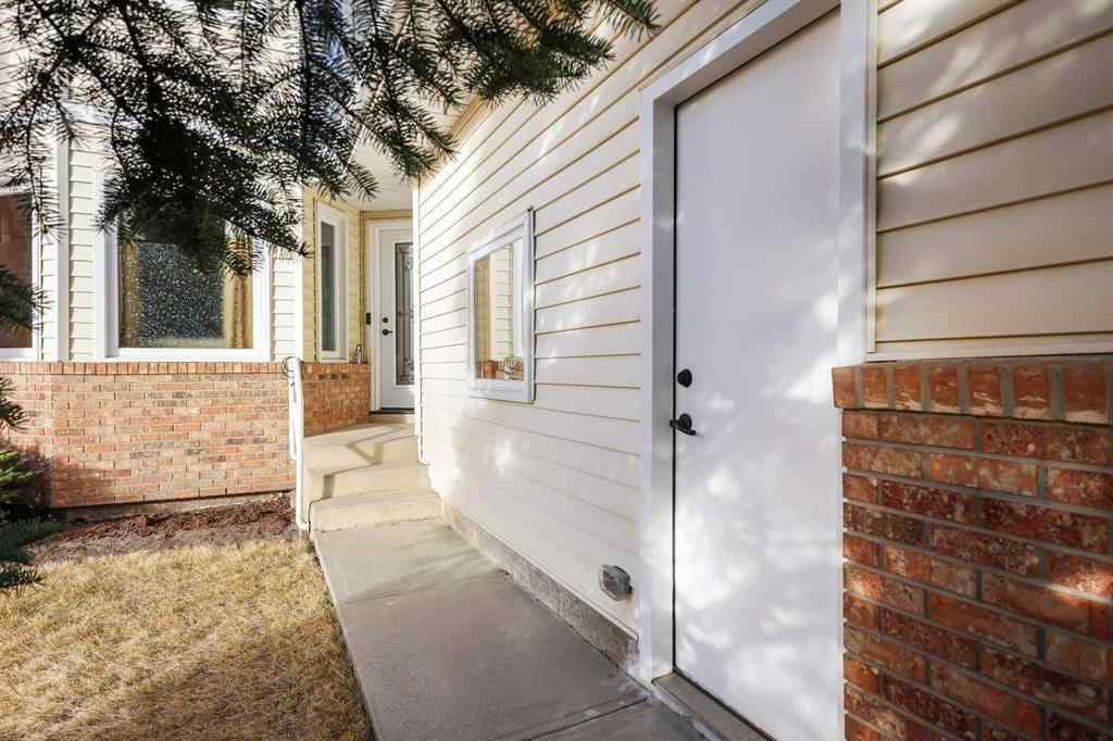 MLS® # A2269886 - 188 Christie Park Hill SW in Christie Park Calgary, Residential Open Houses