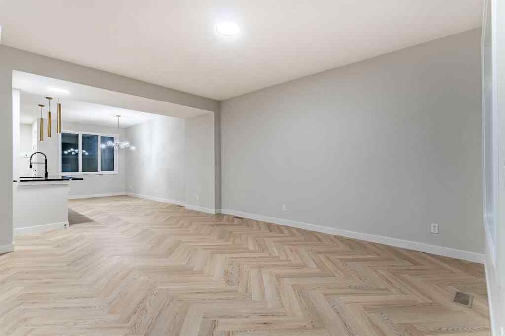 MLS&reg; # A2269887 - 172 Cobblestone Gate SW in Cobblestone Creek Airdrie, Residential Open Houses