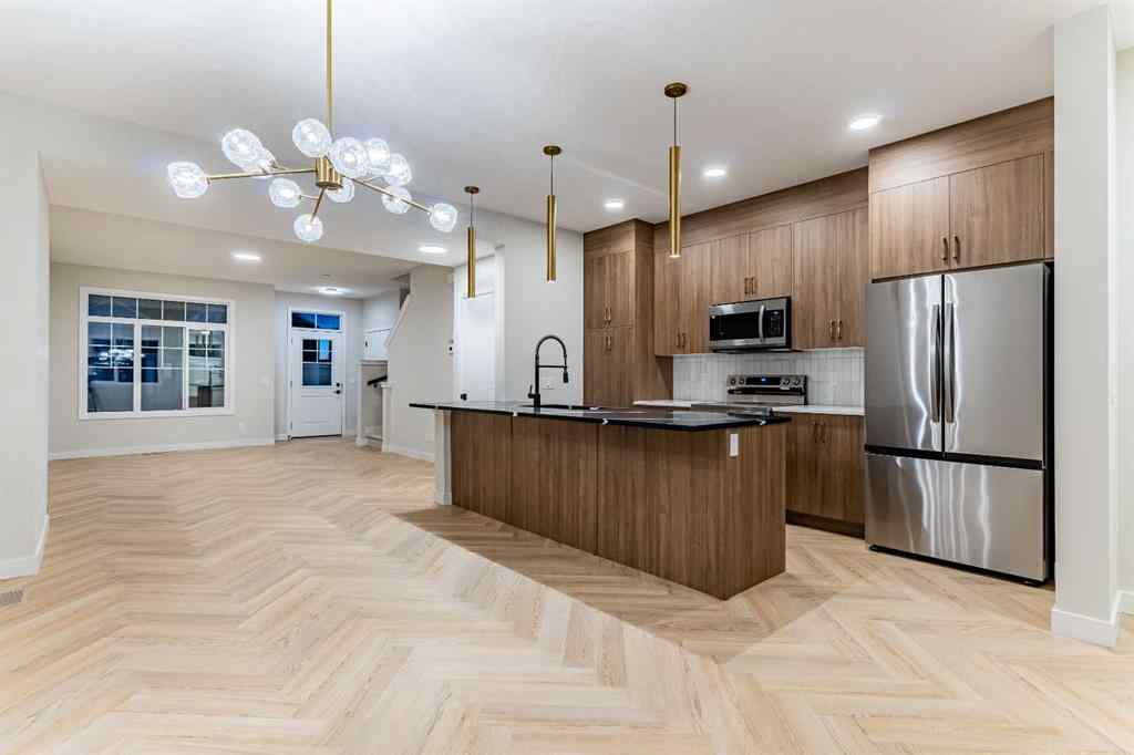 MLS&reg; # A2269887 - 172 Cobblestone Gate SW in Cobblestone Creek Airdrie, Residential Open Houses