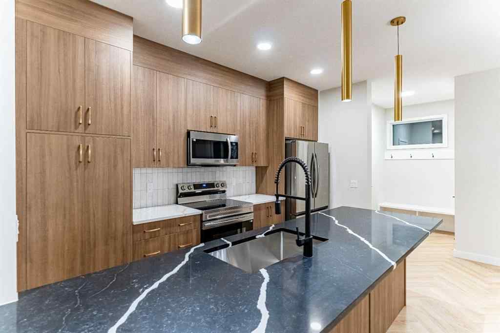 MLS&reg; # A2269887 - 172 Cobblestone Gate SW in Cobblestone Creek Airdrie, Residential Open Houses