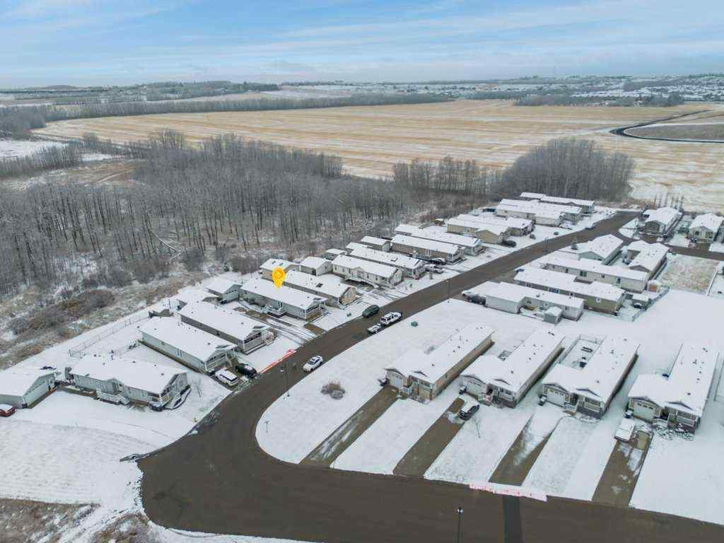 MLS&reg; # A2269889 - 7 Baywood Link  in Lighthouse Point Sylvan Lake, Residential Open Houses