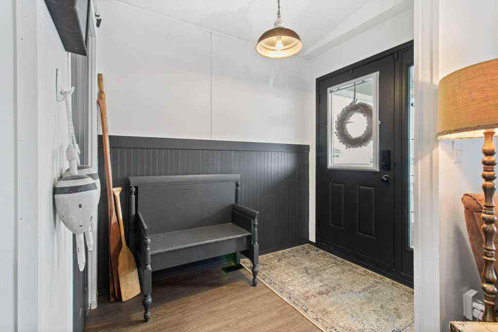 MLS&reg; # A2269889 - 7 Baywood Link  in Lighthouse Point Sylvan Lake, Residential Open Houses