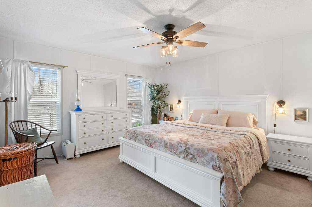 MLS&reg; # A2269889 - 7 Baywood Link  in Lighthouse Point Sylvan Lake, Residential Open Houses