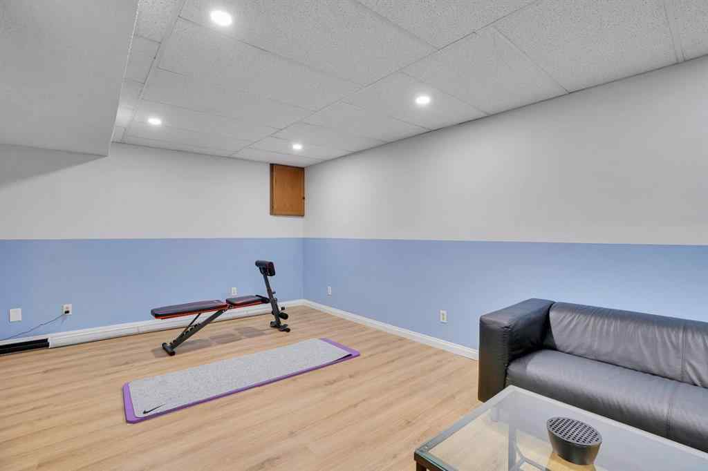 MLS&reg; # A2269891 - 1038 Berkley Drive NW in Beddington Heights Calgary, Residential Open Houses