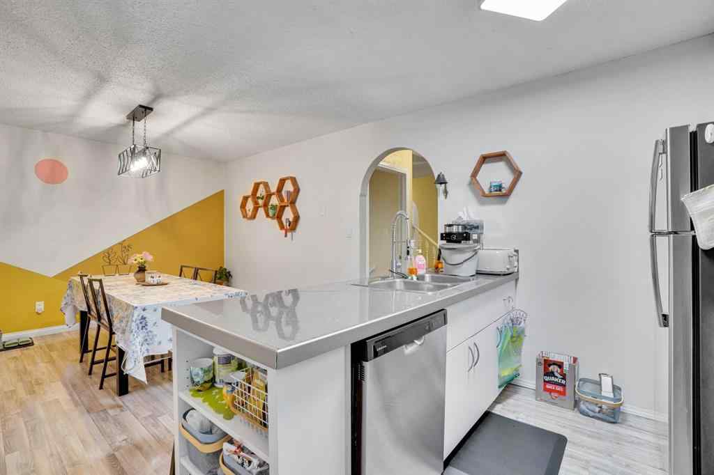 MLS&reg; # A2269891 - 1038 Berkley Drive NW in Beddington Heights Calgary, Residential Open Houses