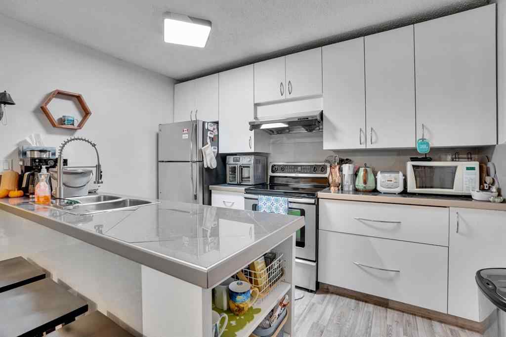 MLS&reg; # A2269891 - 1038 Berkley Drive NW in Beddington Heights Calgary, Residential Open Houses