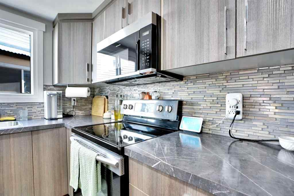 MLS® A2269897 - 103 Castlebury Way NE in Castleridge Calgary, Residential