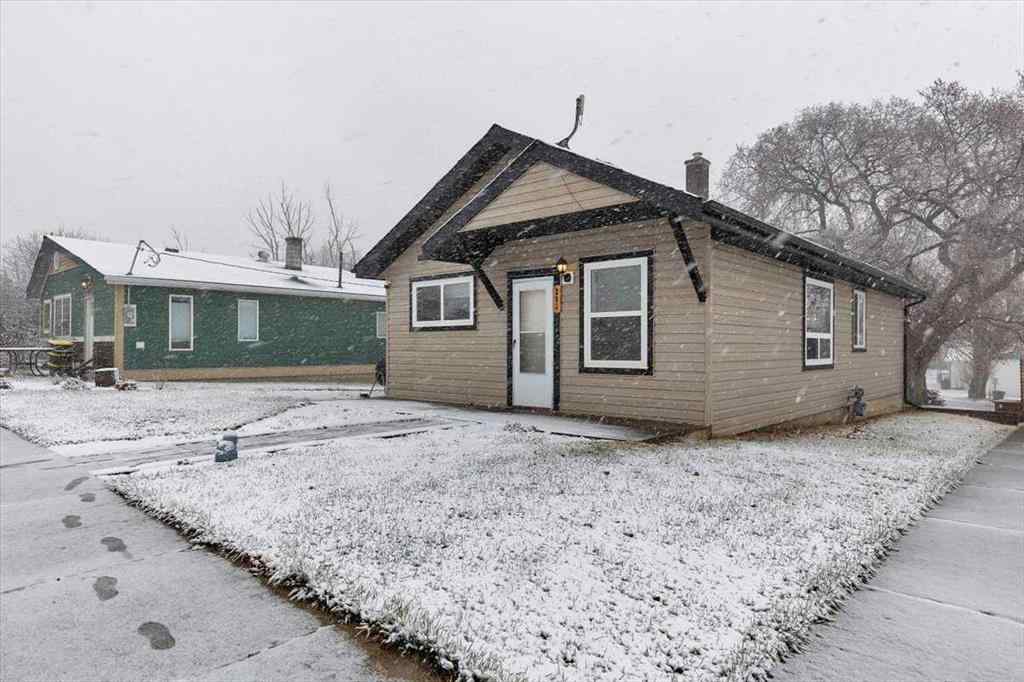 MLS&reg; # A2269903 - 201 1 Street S in NONE Milo, Residential Open Houses