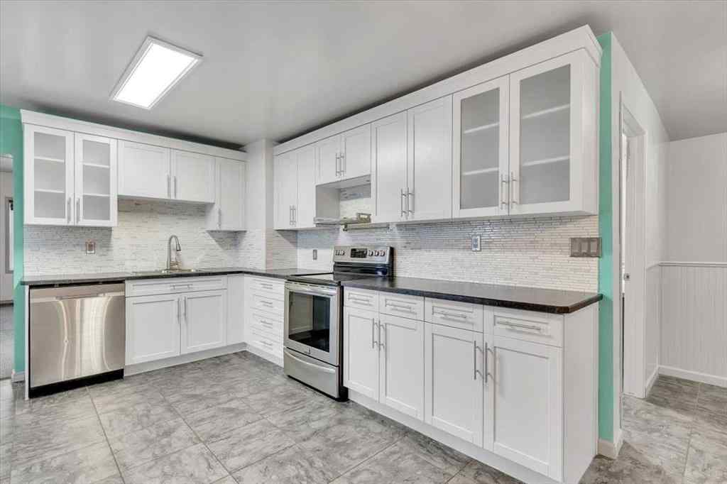 MLS&reg; # A2269903 - 201 1 Street S in NONE Milo, Residential Open Houses