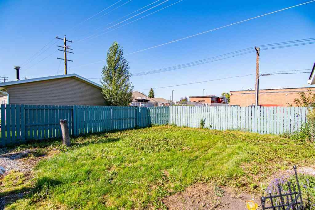 MLS&reg; # A2269904 - 84 Pearson Crescent  in Pines Red Deer, Residential Open Houses