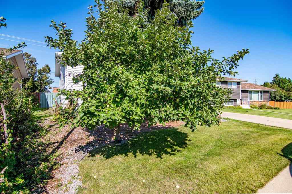 MLS&reg; # A2269904 - 84 Pearson Crescent  in Pines Red Deer, Residential Open Houses