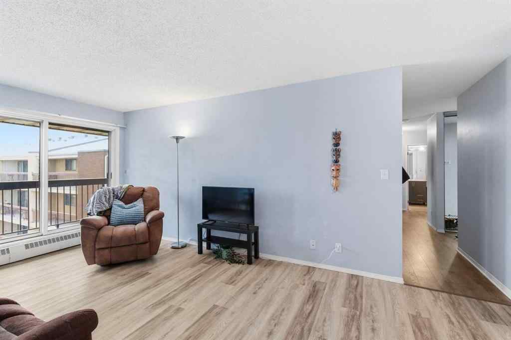 MLS&reg; # A2269905 - Unit #408 10511 19 Avenue NW in Keheewin Edmonton, Residential Open Houses