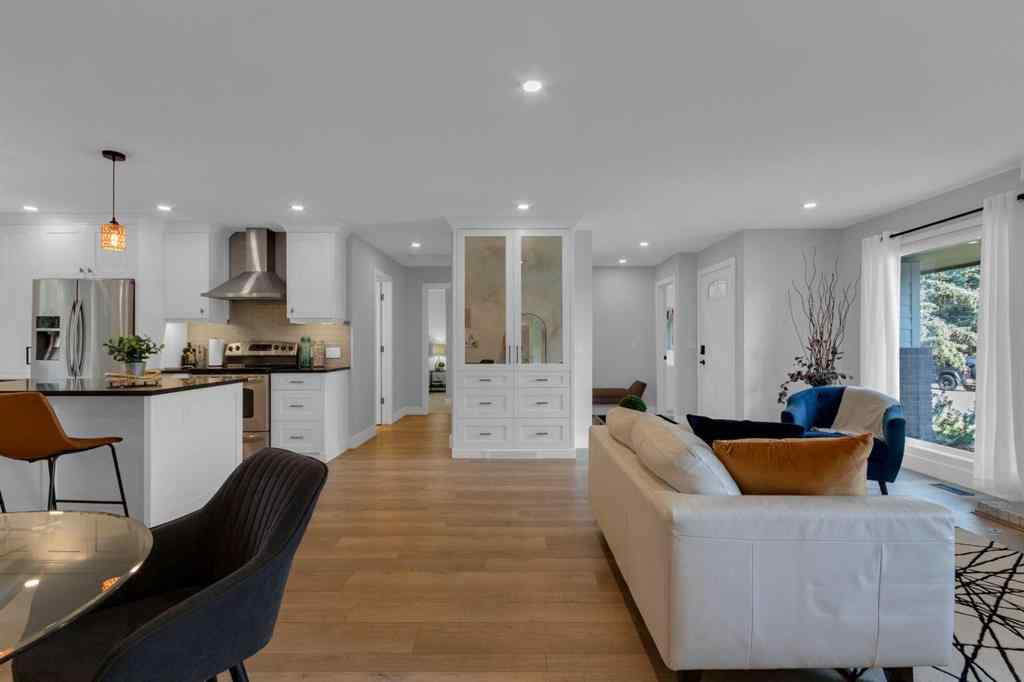 MLS&reg; # A2269907 - 39 Midpark Close SE in Midnapore Calgary, Residential Open Houses