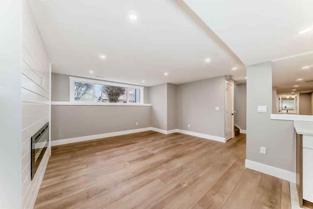 MLS® A2269909 - 959 Lake Arrow Way SE in Lake Bonavista Calgary, Residential