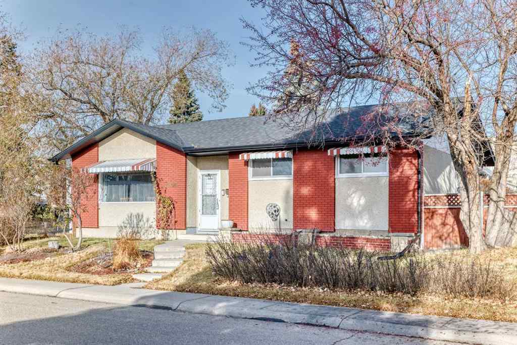 MLS® # A2269910 - 4508 Vandergrift Crescent NW in Varsity Calgary, Residential Open Houses