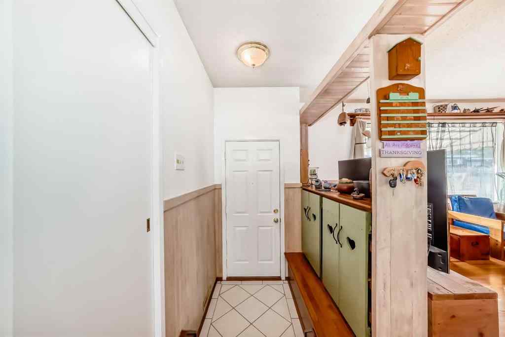 MLS® # A2269910 - 4508 Vandergrift Crescent NW in Varsity Calgary, Residential Open Houses