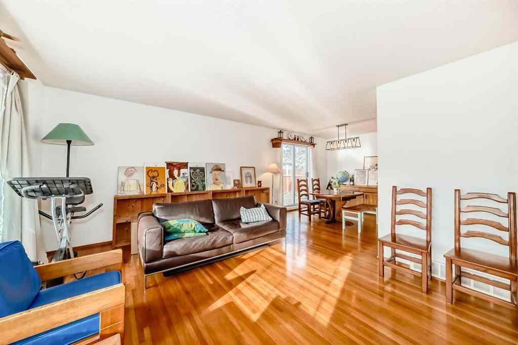 MLS® # A2269910 - 4508 Vandergrift Crescent NW in Varsity Calgary, Residential Open Houses