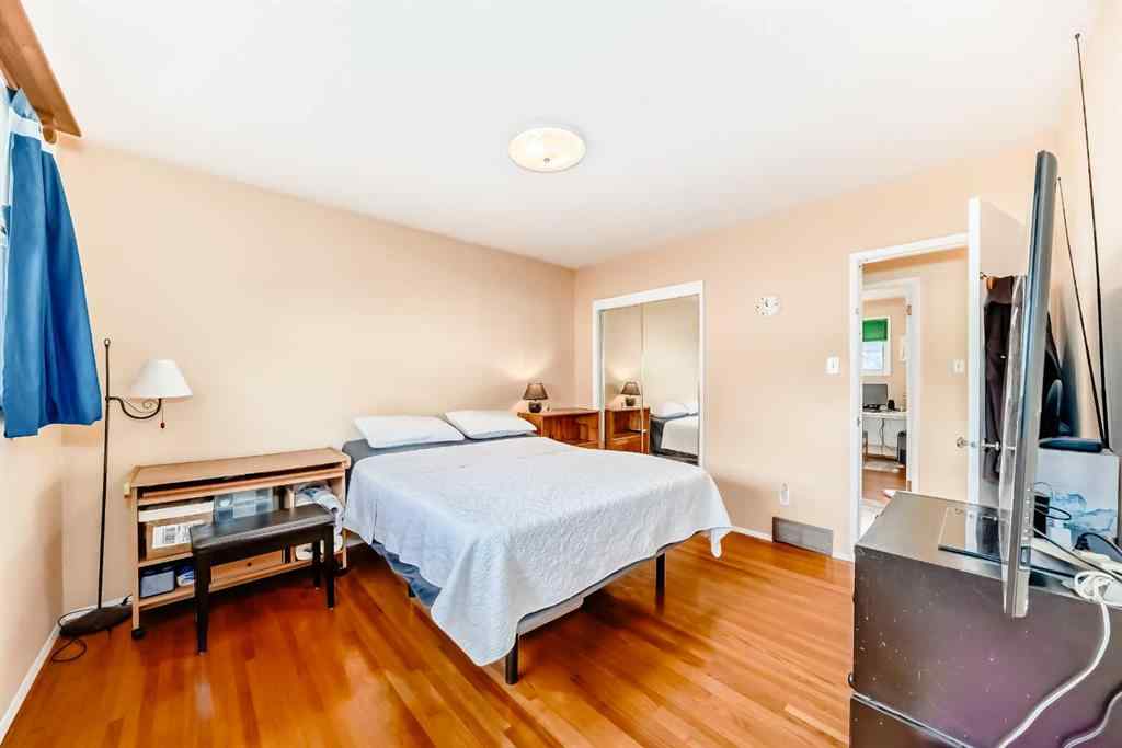 MLS® # A2269910 - 4508 Vandergrift Crescent NW in Varsity Calgary, Residential Open Houses