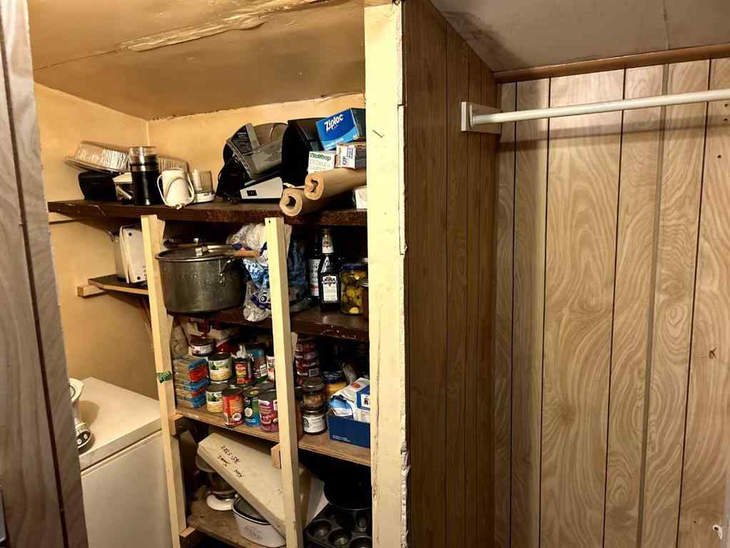 MLS&reg; # A2269911 - 5202 VICTORIA Avenue  in NONE Coronation, Residential Open Houses