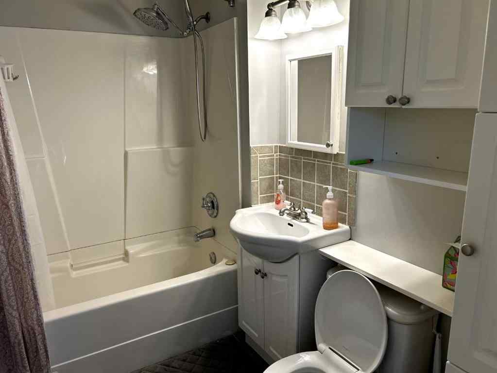 MLS&reg; # A2269911 - 5202 VICTORIA Avenue  in NONE Coronation, Residential Open Houses