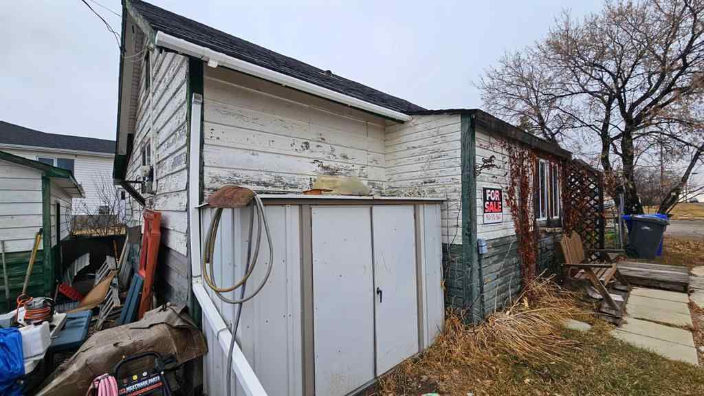 MLS&reg; # A2269911 - 5202 VICTORIA Avenue  in NONE Coronation, Residential Open Houses