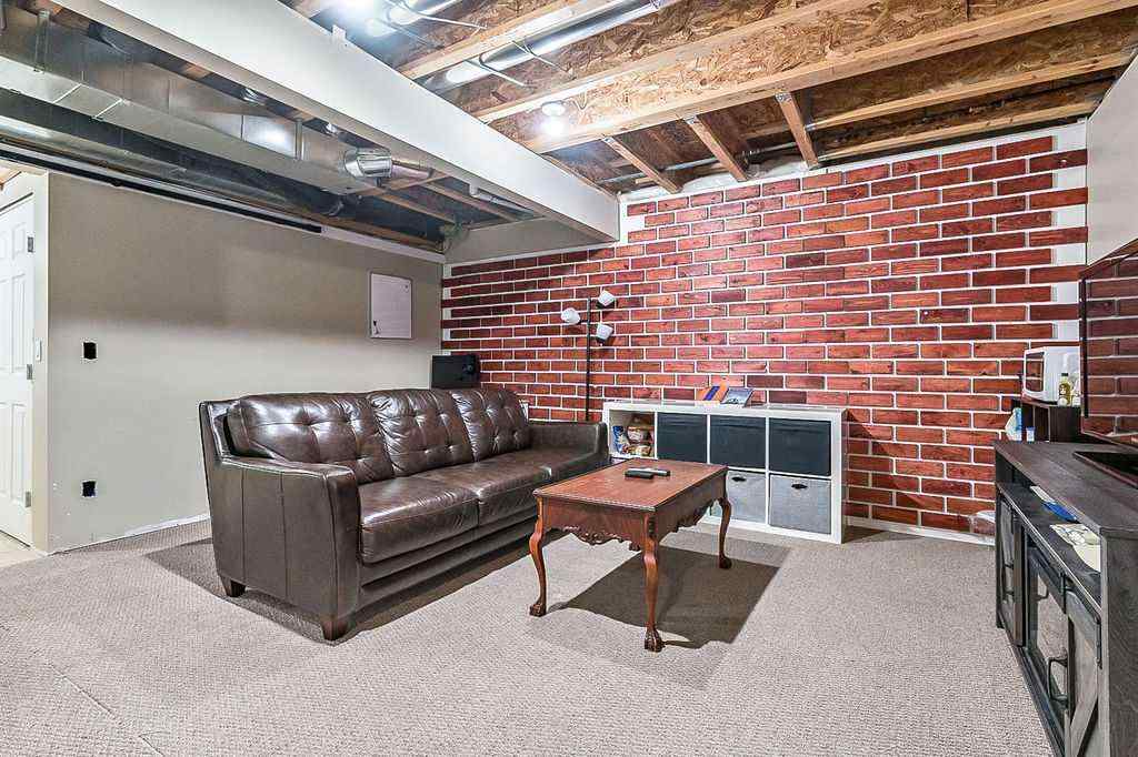 MLS&reg; # A2269917 - 90 Brightoncrest Grove SE in New Brighton Calgary, Residential Open Houses