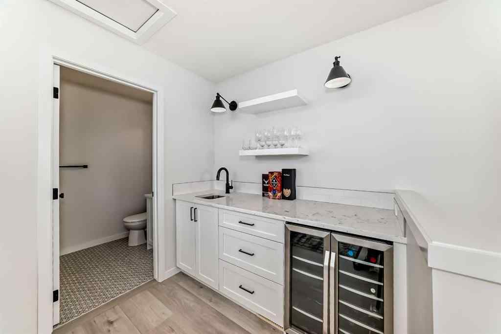 MLS® A2269918 - 12 West Grove Link SW in West Springs Calgary, Residential