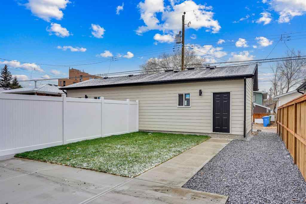 MLS® A2269919 - 8526 47 Avenue NW in Bowness Calgary, Residential