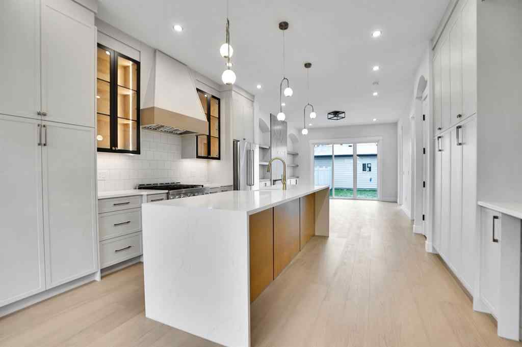 MLS® A2269919 - 8526 47 Avenue NW in Bowness Calgary, Residential