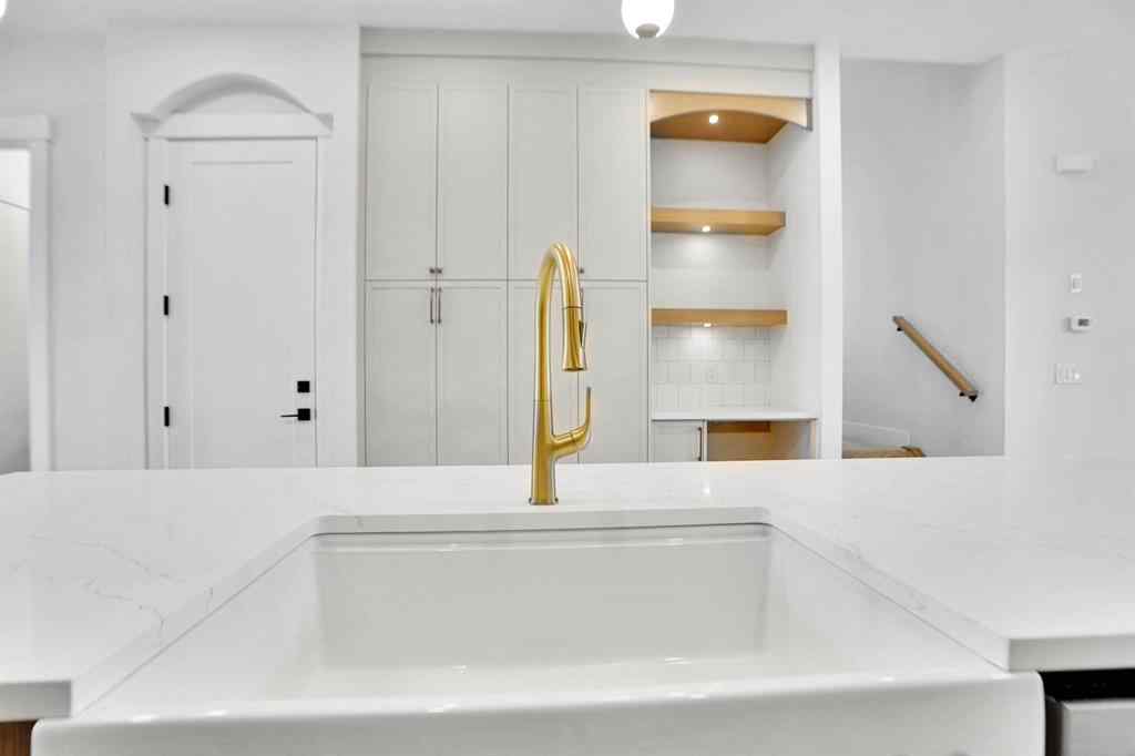 MLS® A2269919 - 8526 47 Avenue NW in Bowness Calgary, Residential