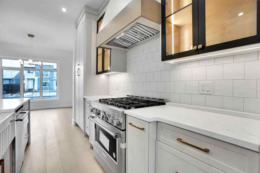 MLS® A2269919 - 8526 47 Avenue NW in Bowness Calgary, Residential