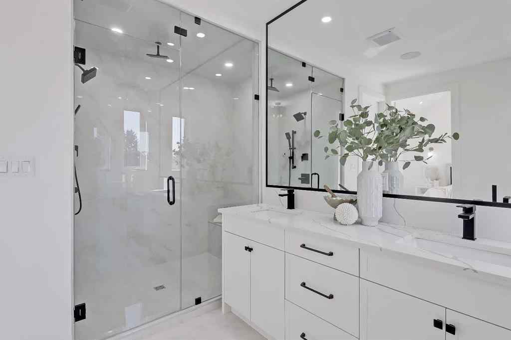 MLS® A2269920 - 3110 14 Avenue SW in Shaganappi Calgary, Residential