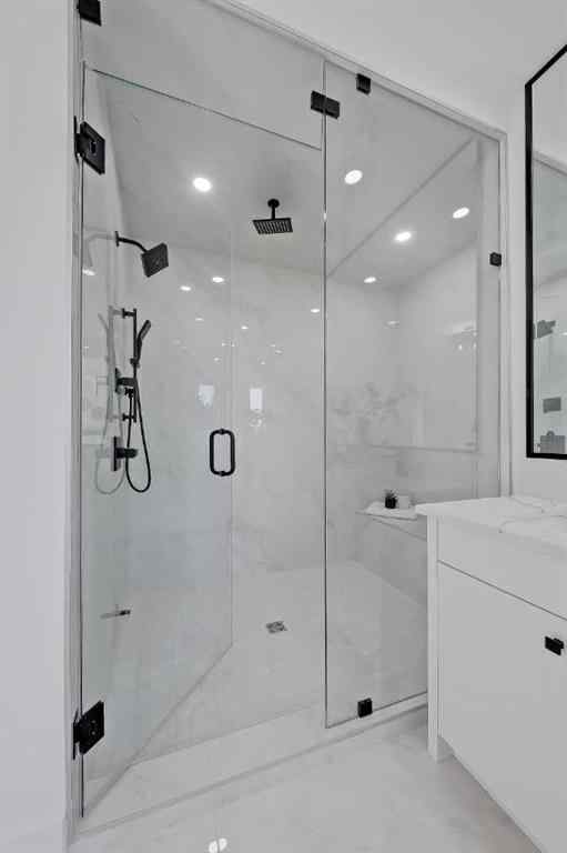 MLS® A2269920 - 3110 14 Avenue SW in Shaganappi Calgary, Residential