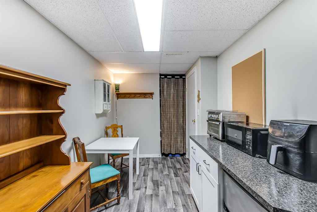 MLS&reg; # A2269932 - 627 12 Street NE in Northeast Crescent Heights Medicine Hat, Residential Open Houses