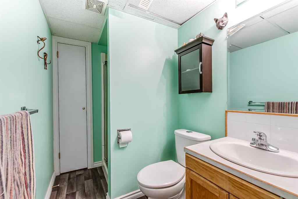 MLS&reg; # A2269932 - 627 12 Street NE in Northeast Crescent Heights Medicine Hat, Residential Open Houses