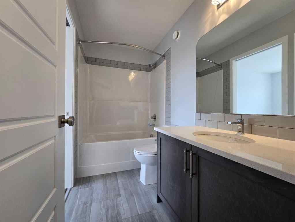 MLS&reg; # A2269934 - 512 Baywater Manor SW in Bayside Airdrie, Residential Open Houses