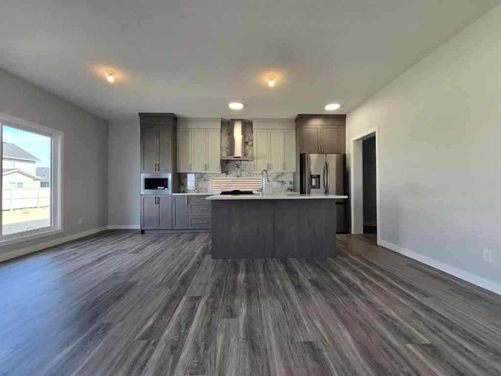 MLS&reg; # A2269934 - 512 Baywater Manor SW in Bayside Airdrie, Residential Open Houses