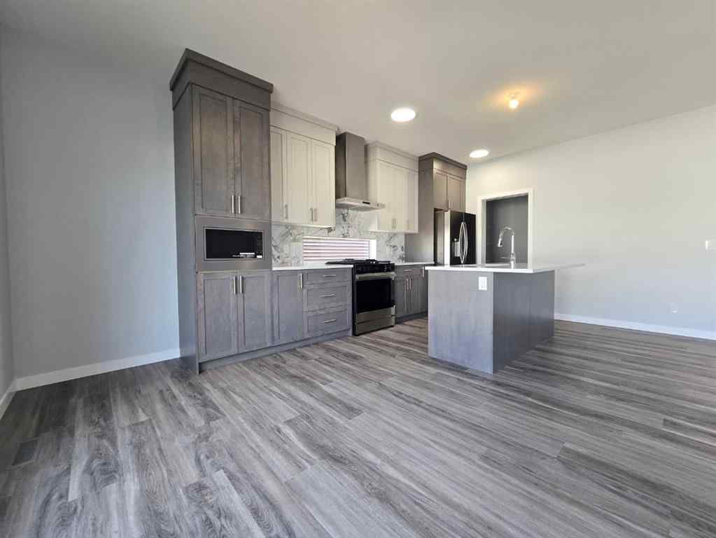 MLS&reg; # A2269934 - 512 Baywater Manor SW in Bayside Airdrie, Residential Open Houses