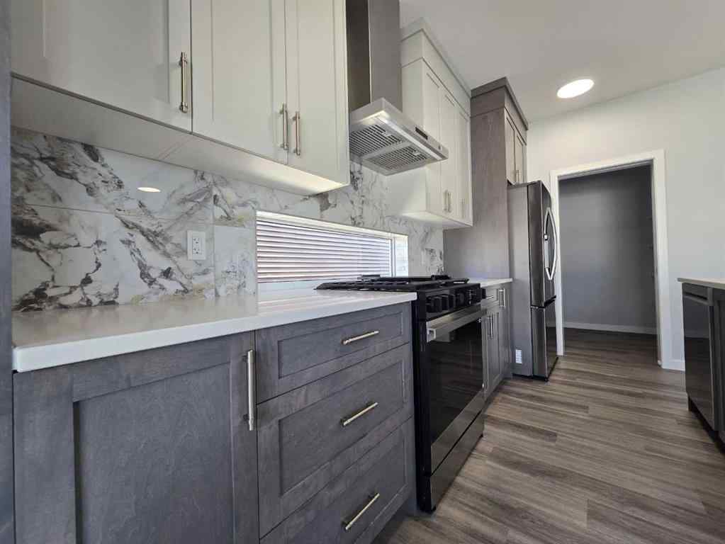 MLS&reg; # A2269934 - 512 Baywater Manor SW in Bayside Airdrie, Residential Open Houses