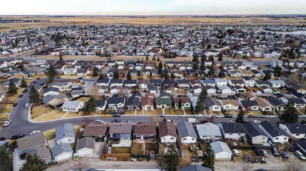 MLS® A2269936 - 164 Faldale Close NE in Falconridge Calgary, Residential