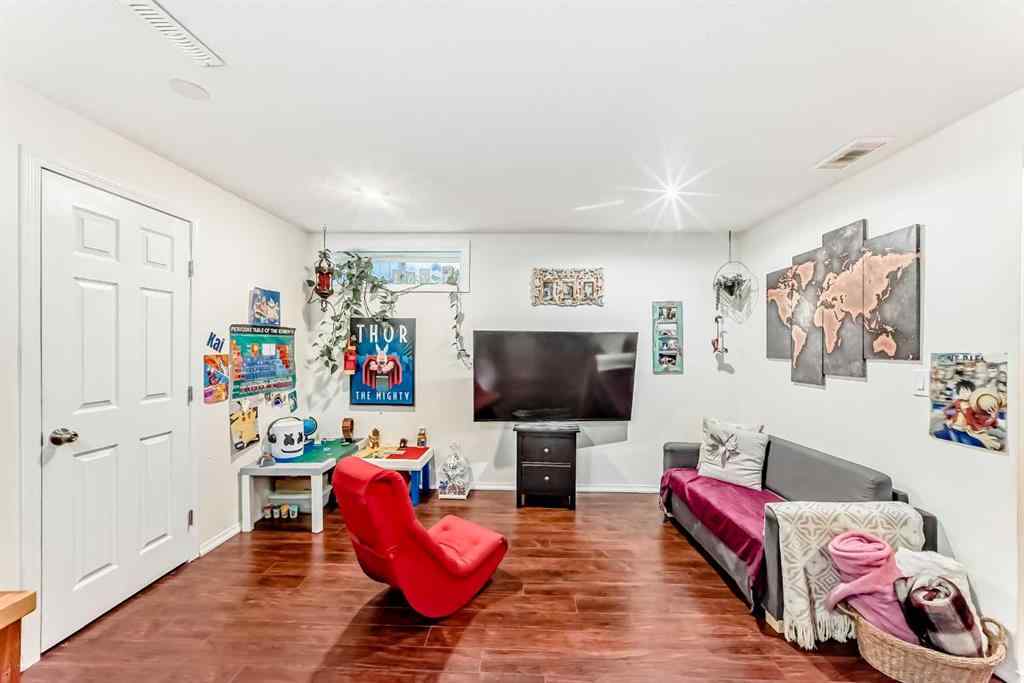 MLS&reg; # A2269942 - 283 Macewan Drive NW in MacEwan Glen Calgary, Residential Open Houses