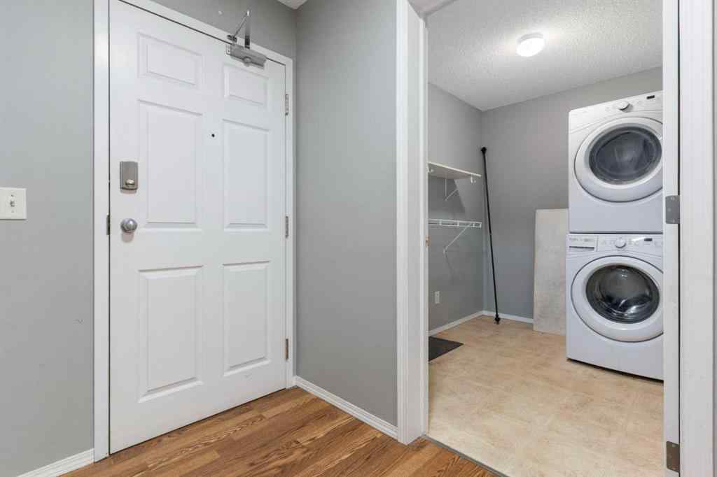 MLS&reg; # A2269949 - Unit #202 9 Country Village Bay NE in Country Hills Village Calgary, Residential Open Houses